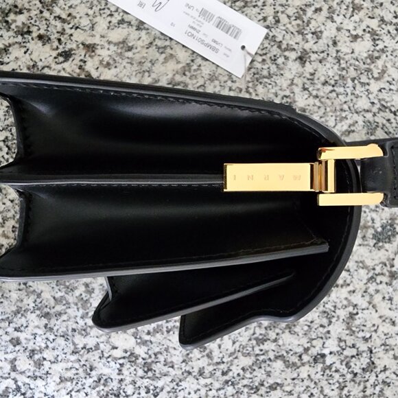 BNWT–Slightly Imperfect [ Marni Trunk Mini Bag🖤](#181) - Picture 6 of 10